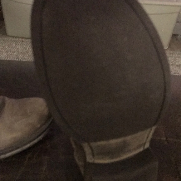 Boots - Picture 2 of 4